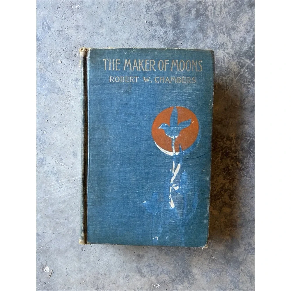 The Maker of Moons by Robert W. Chambers